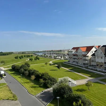 Huswell - Luxury Penthouse At The Port With Parking Apartment